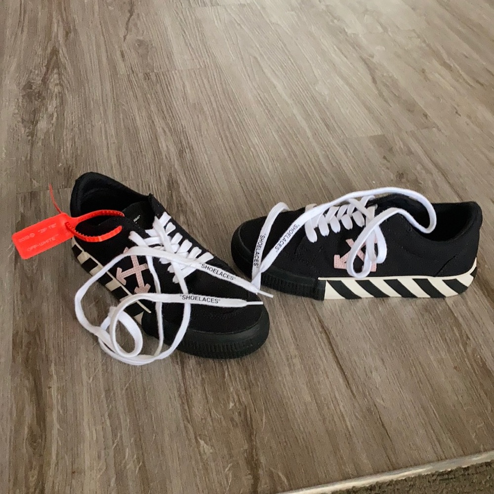 Off-White Vulcanized